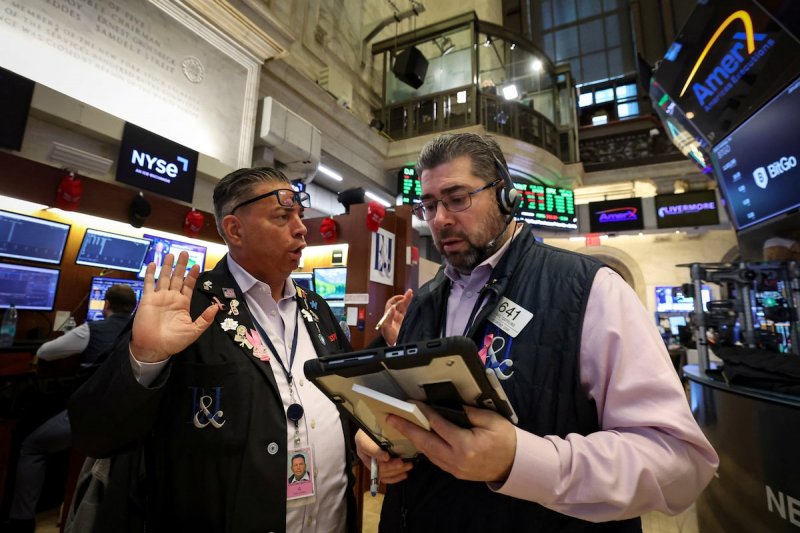 stock-market-faces-pivotal-week-as-fed,-big-tech-earnings-loom