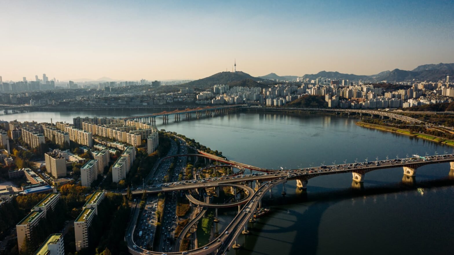 asia-pacific-stocks-poised-to-open-higher-as-investors-shrug-off-stalled-us.-iran-negotiations