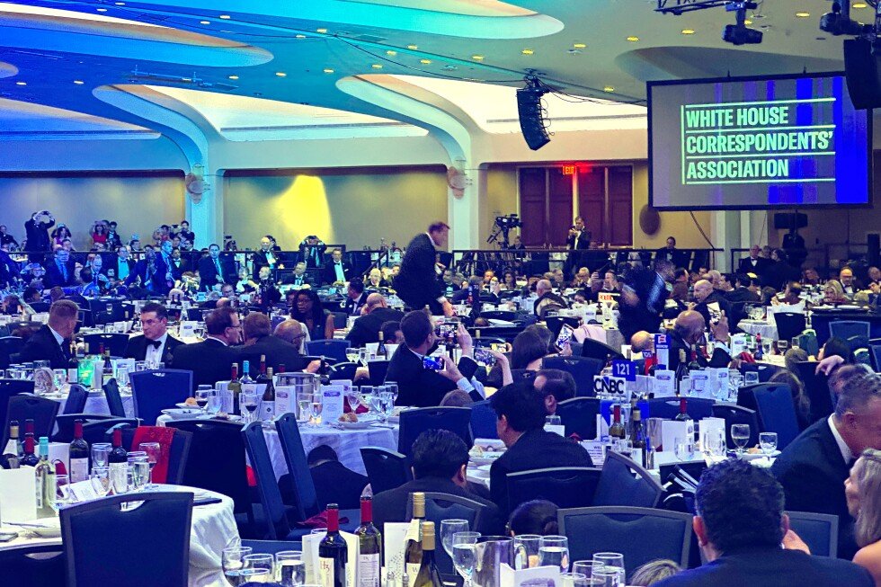 inside-the-ballroom-where-fear-intruded-on-trump-and-the-press