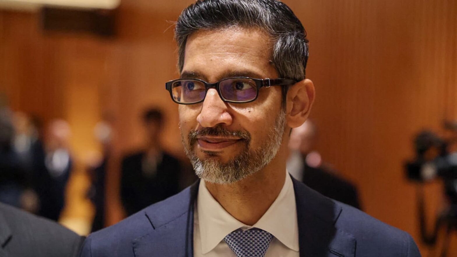 alphabet-first-quarter-results-likely-to-show-continued-growth,-boosted-by-cloud