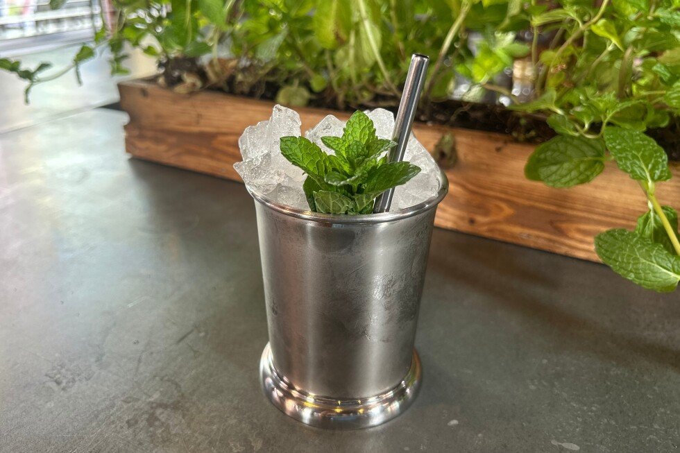 a-recipe-for-mint-juleps-for-kentucky-derby-day