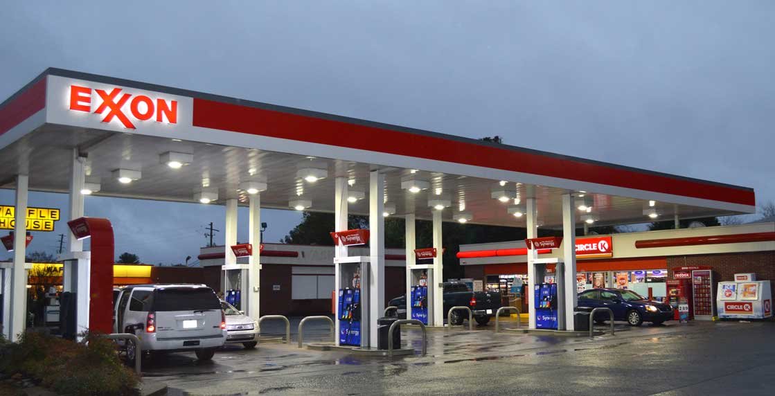 big-oil-earnings-set-to-sharply-decline-blame-this-tug-of-war.