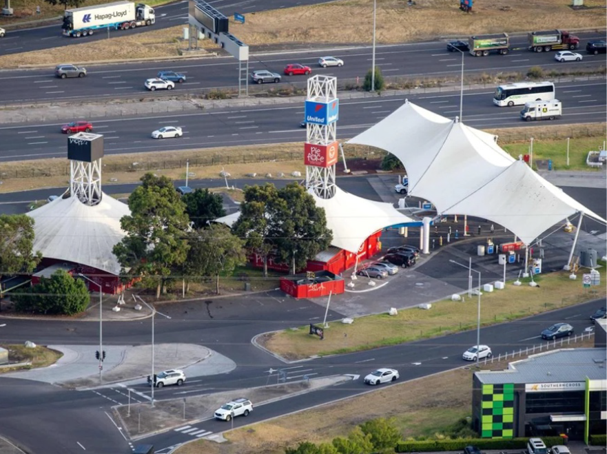 The West Gate Service Station is heritage protected.
