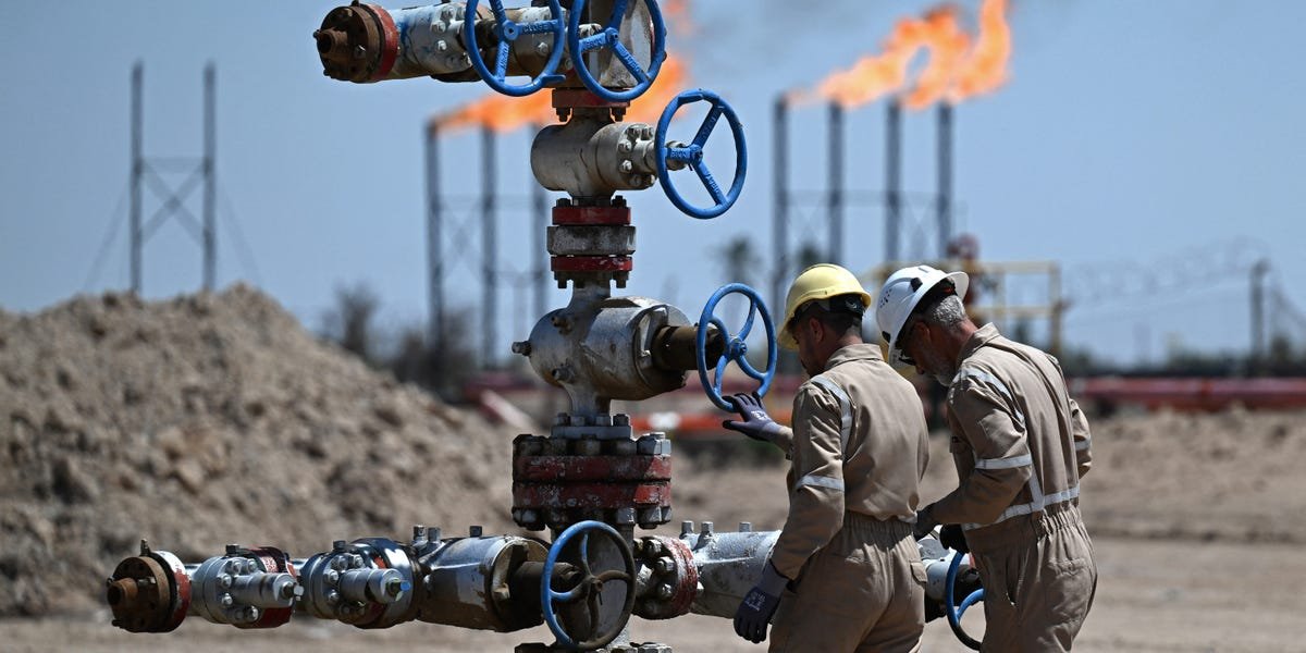 why-the-stock-market-is-hitting-record-highs-even-as-oil-prices-soar