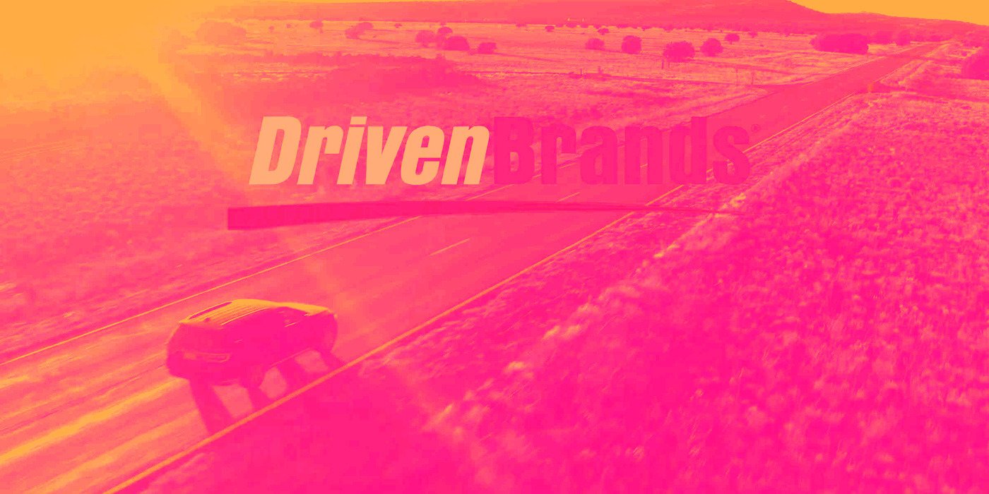 3-reasons-drvn-is-risky-and-1-stock-to-buy-instead