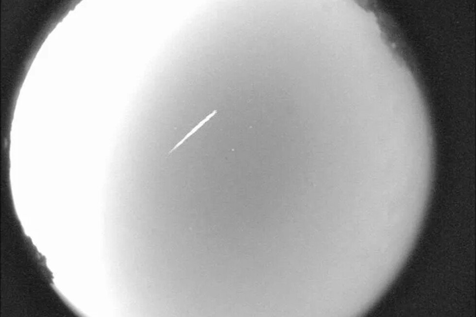 eta-aquarid-meteor-shower-2026:-a-bright-moon-may-spoil-the-show