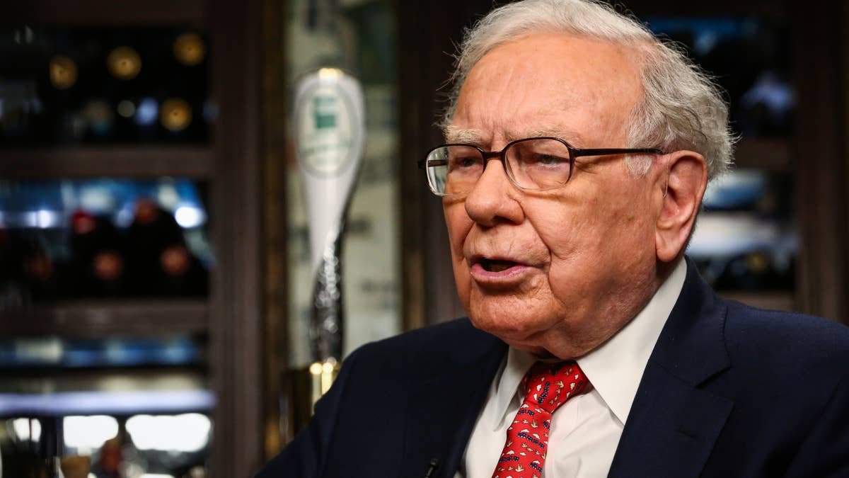 warren-buffett-has-blunt-message-on-stock-market-for-2026
