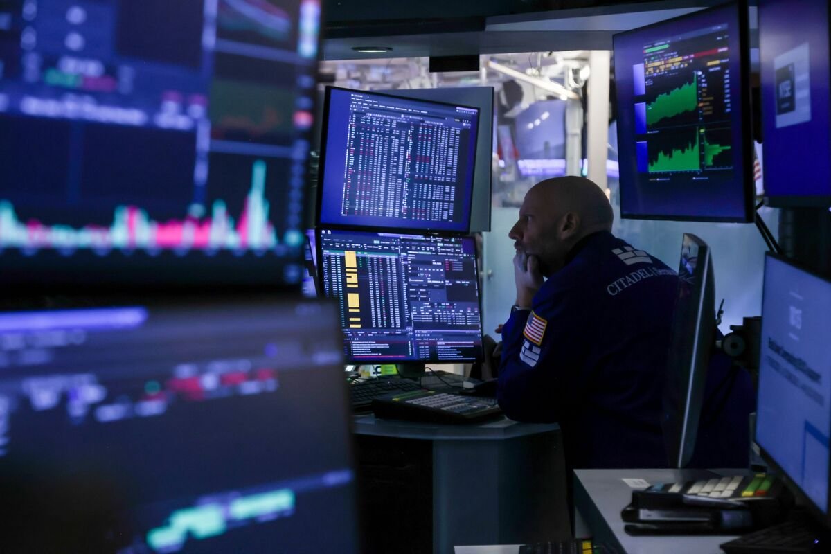 us-futures-gain,-oil-falls-on-signs-of-iran-talks:-markets-wrap