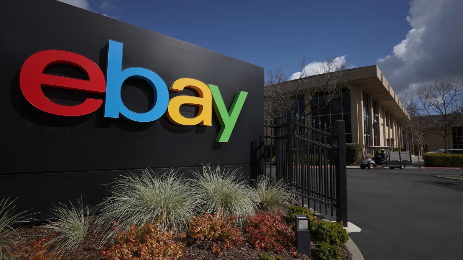 meme-stock-gamestop-makes-$56-billion-bid-for-ebay-in-bid-to-rival-amazon