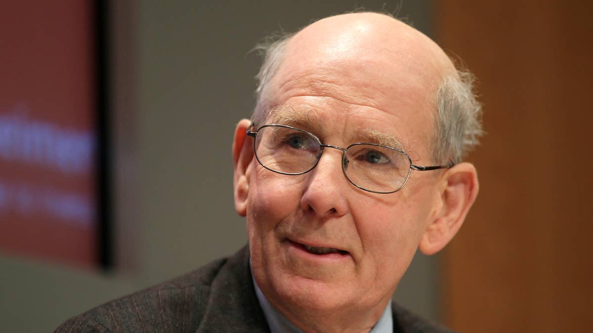 legendary-economist-gary-shilling-sends-stark-message-on-stock-market
