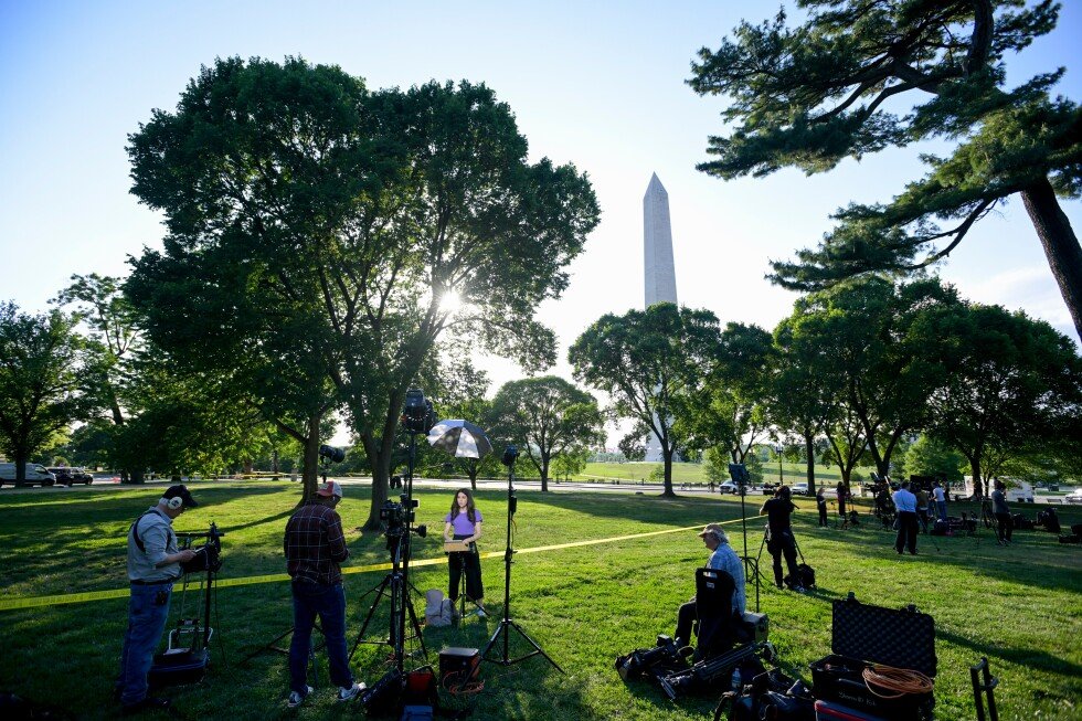 person-shot-by-law-enforcement-near-washington-monument