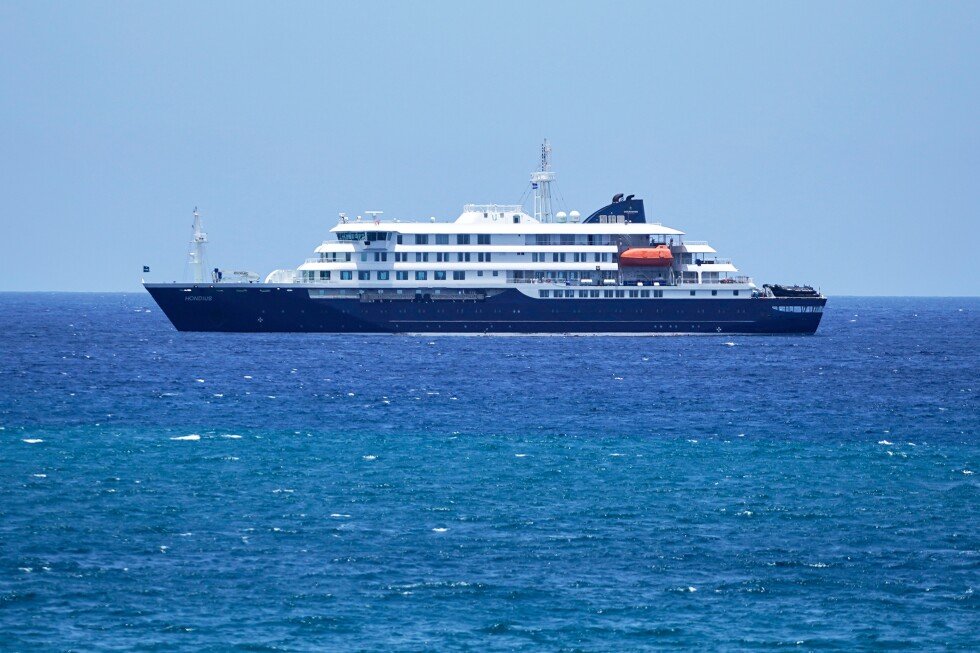 how-a-deadly-hantavirus-outbreak-unfolded-on-a-cruise-ship