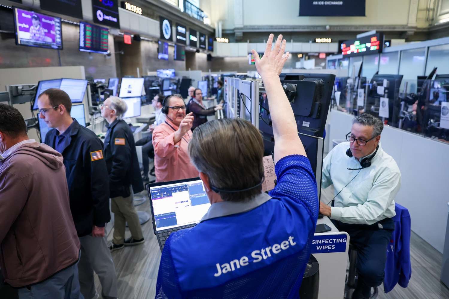 5-things-to-know-before-the-stock-market-opens