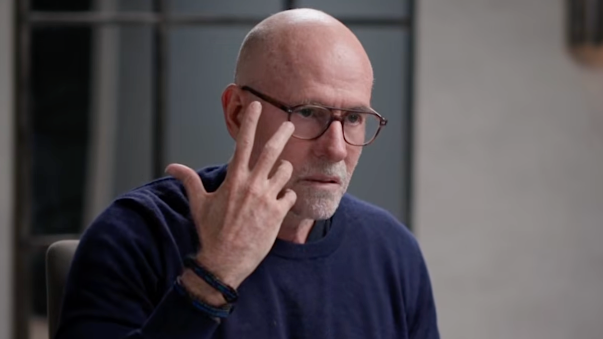 scott-galloway-warns-us-stock-market-crashes-within-the-next-two-years,-as-40%-of-the-s&p-is-exposed.-protect-your-money