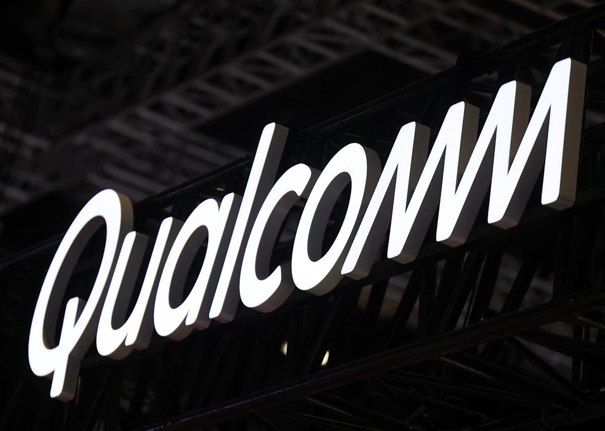 qualcomm’s-red-hot-rally-just-ran-into-record-high-resistance