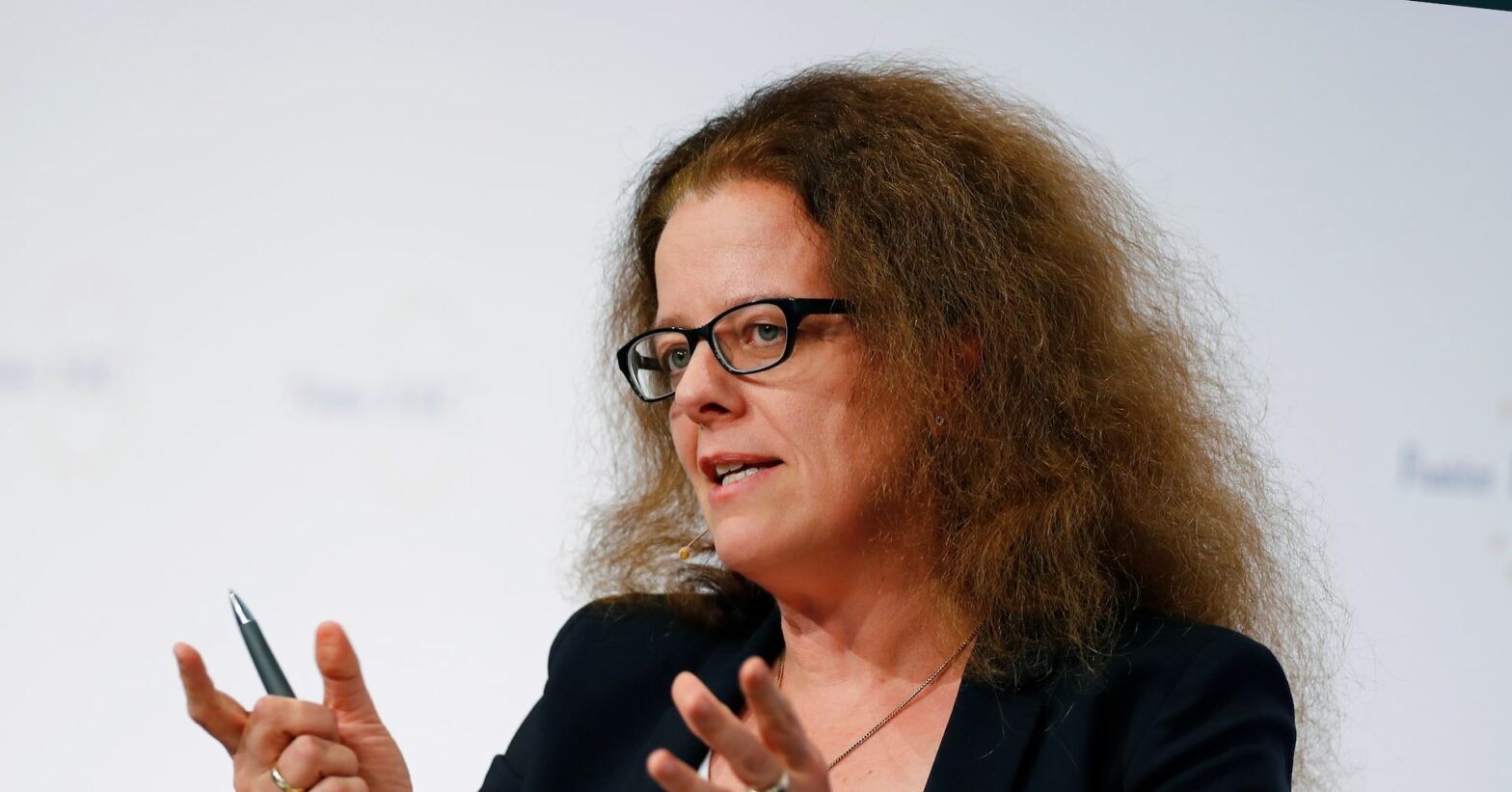 ecb’s-schnabel-sees-‘disconnect’-between-stock-market-valuations-and-fundamentals