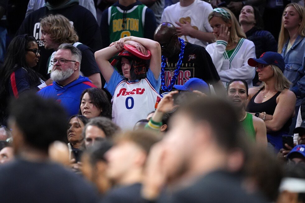 embiid’s-plea-to-76ers-fans:-don’t-sell-tickets-for-home-playoff-games-vs.-knicks