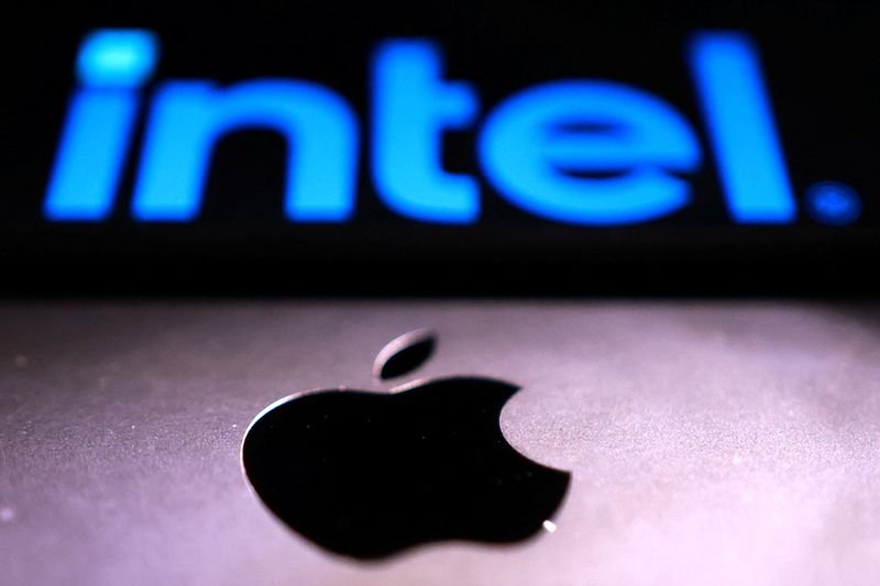 apple,-intel-have-reached-preliminary-chip-making-deal,-wsj-reports