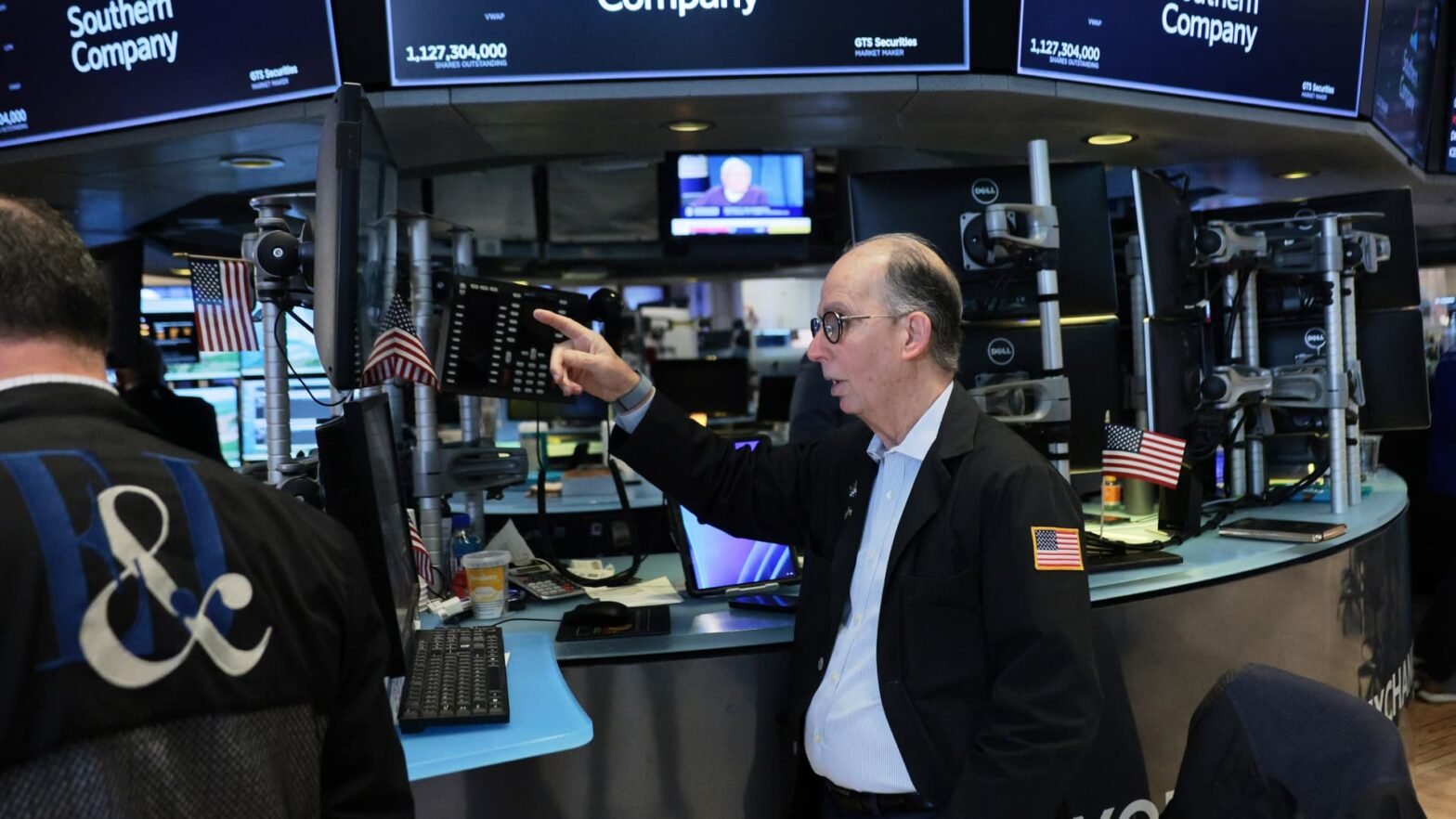 how-much-further-does-this-teflon-market-have-to-go?-here’s-what-traders-say