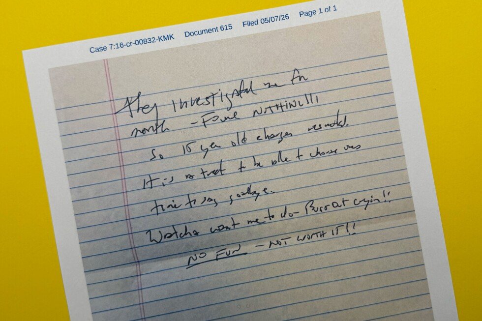 handwriting-experts:-note-matches-another-found-after-epstein’s-death