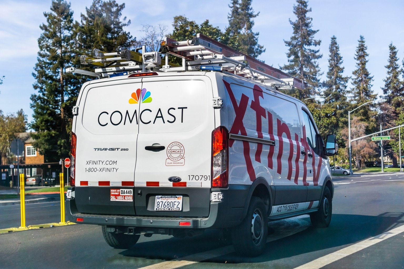 comcast:-market-is-ignoring-a-14%-yield-opportunity