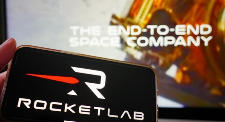 rocket-lab-(rklb)-stock-gains-analyst-price-target-hikes-after-strong-q1-earnings-beat-and-neutron-momentum