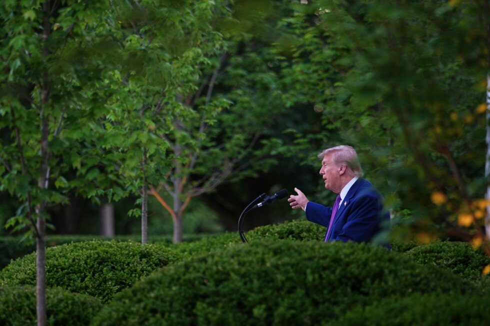trump-heads-to-beijing-for-talks-with-xi-as-iran-war-looms