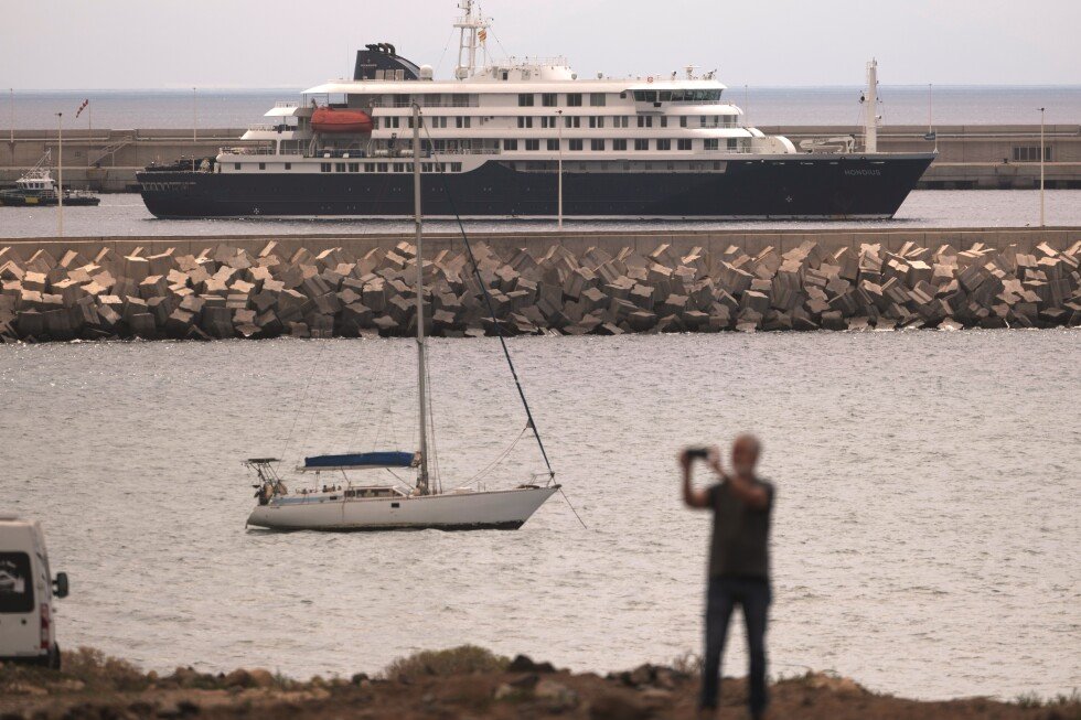 who-says-there-are-now-11-confirmed-hantavirus-infections-from-cruise-ship