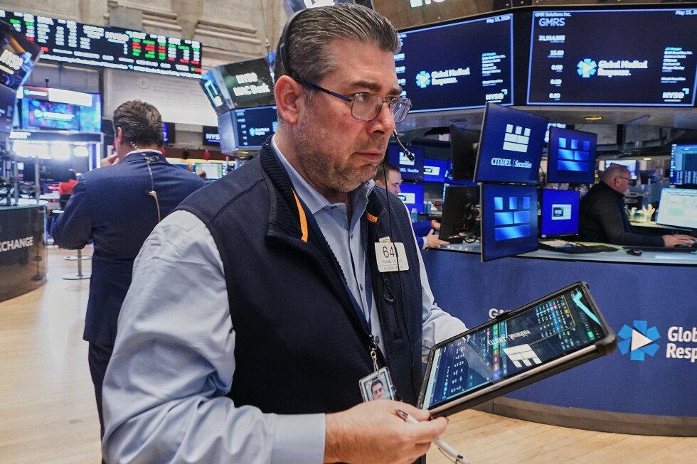 asian-stocks-are-mixed-as-investors-watch-trump-xi-summit