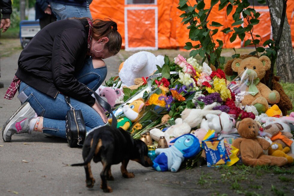death-toll-in-attack-on-kyiv-apartment-building-now-stands-at-24