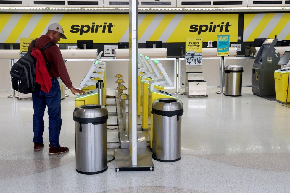 end-of-spirit-airlines-complicates-a-search-for-cheap-summer-flights