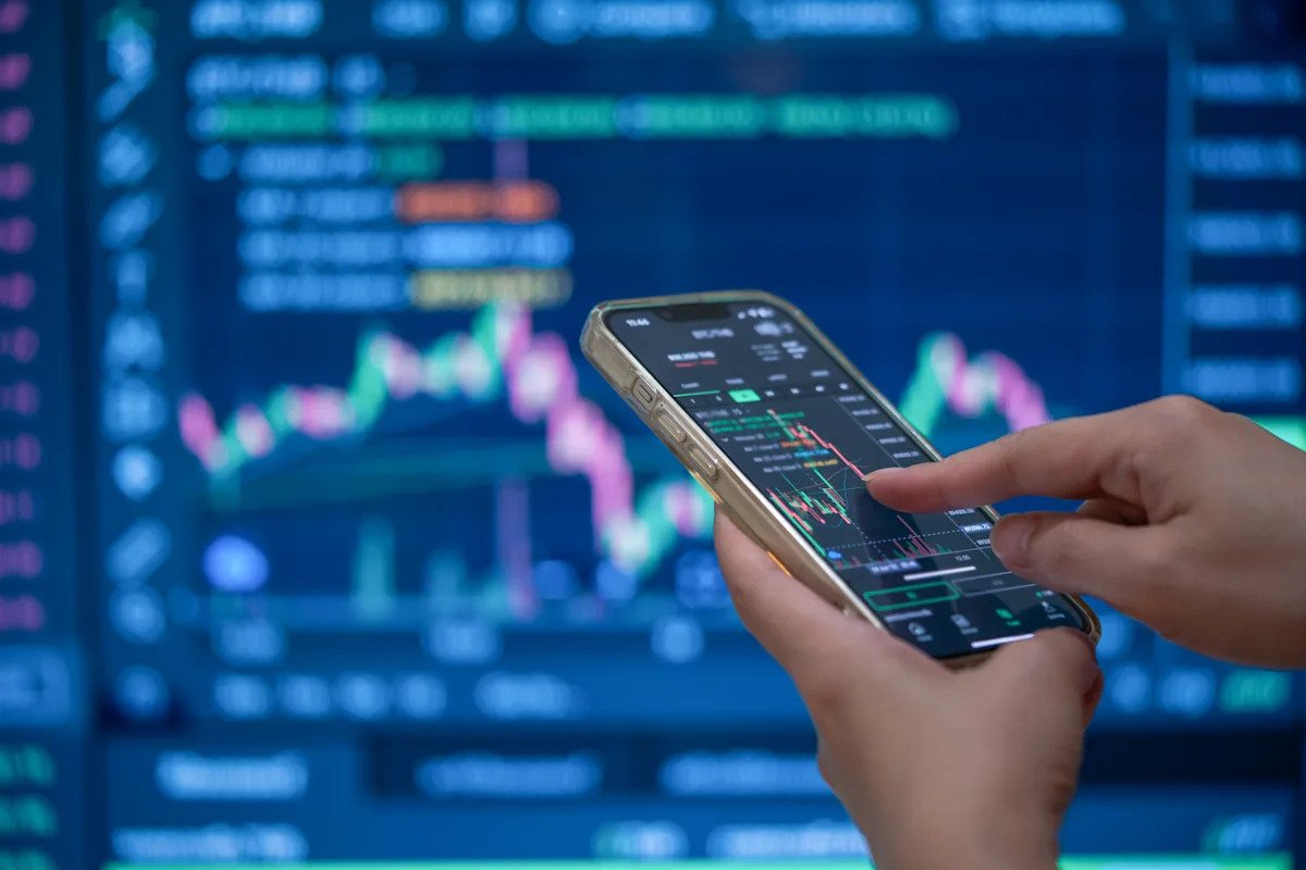 why-the-bond-market-isn’t-matching-the-stock-market