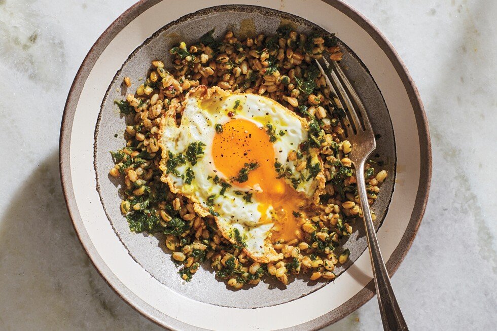 david-tamarkin’s-new-cookbook-has-a-recipe-for-greens,-grains-and-fried-egg