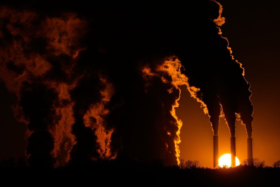 scientists-revise-global-warming-projections,-say-small-gains-not-enough