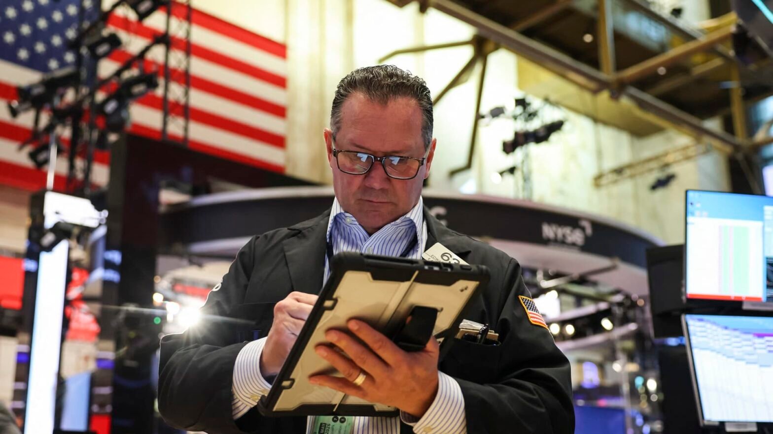 stocks-under-pressure-as-correction-fears-grow-and-record-rally-defies-geopolitical-turmoil
