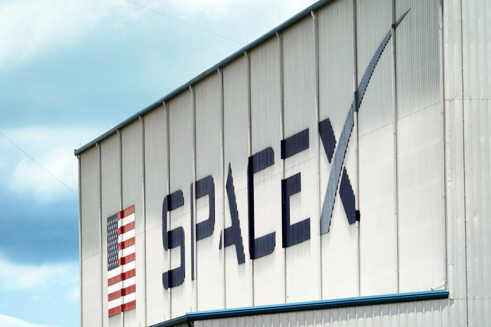 inside-musk’s-spacex-ipo-prospectus:-losses,-lockups-and-a-1-million-person-mars-goal