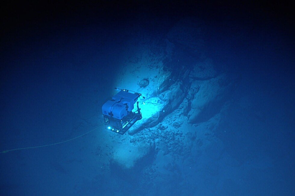 trump’s-deep-sea-mining-push:-investors-raise-millions-as-stock-prices-soar