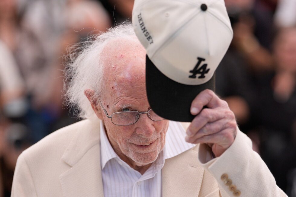 bruce-dern-takes-a-bow-at-cannes