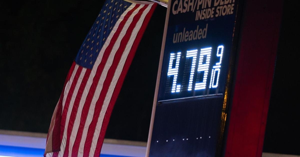 dual-tracks:-high-gas-prices,-ai-wave,-stock-market-gains-spotlight-class,-wealth-divides