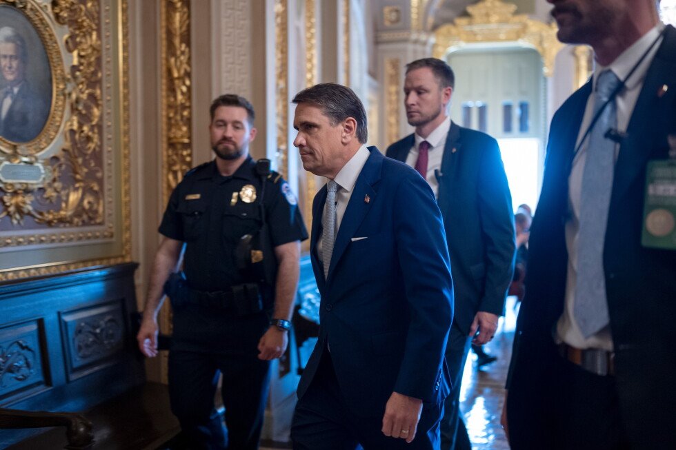 blanche-thrust-into-republican-firestorm-over-$1.8b-fund