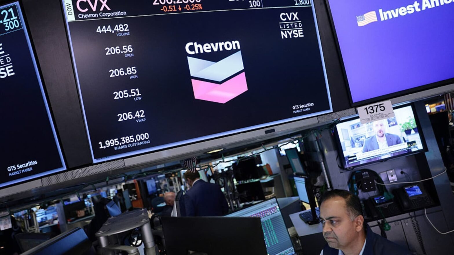 top-wall-street-analysts-like-these-dividend-stocks-for-steady-income