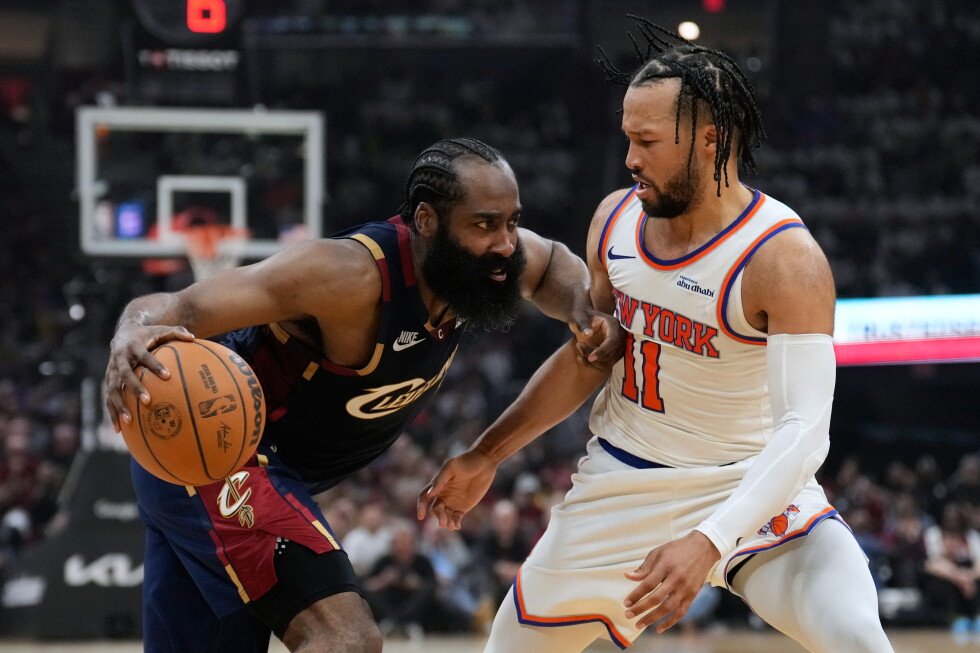 knicks-move-within-1-win-of-nba-finals-with-121-108-victory-over-cavaliers
