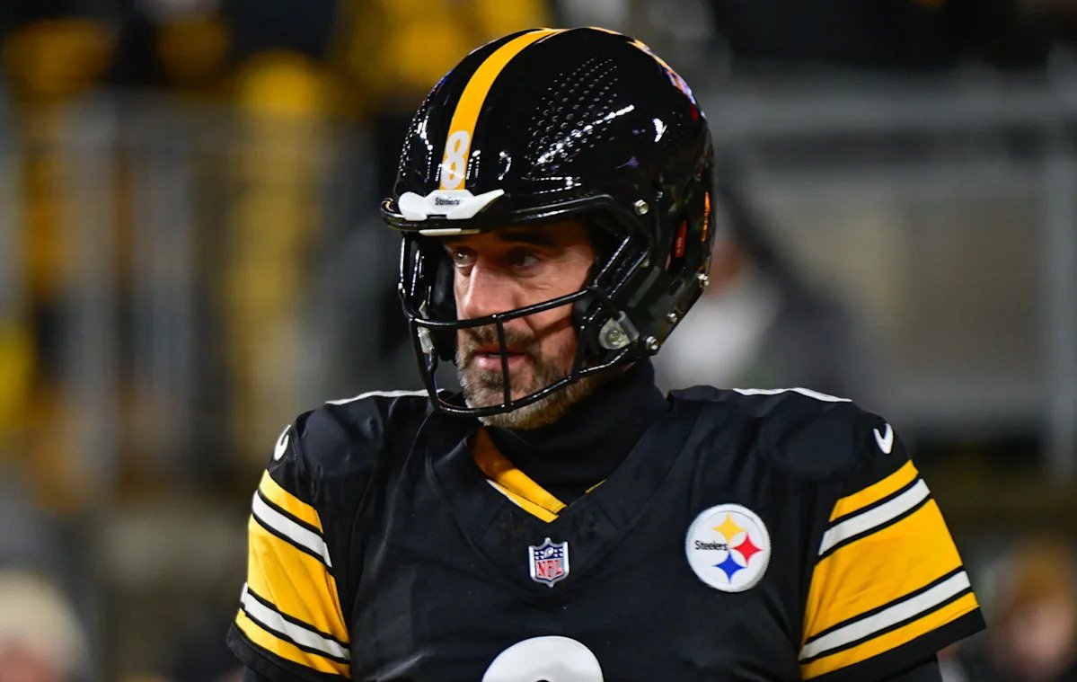 longtime-espn-analyst-rips-network’s-coverage-of-aaron-rodgers:-‘he’s-irrelevant’