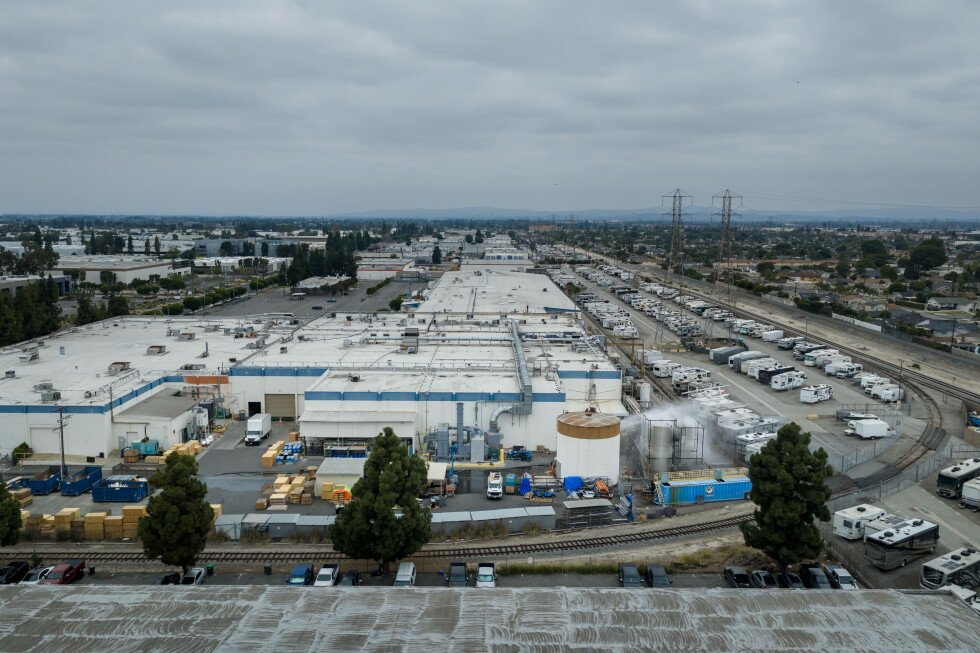authorities-respond-to-damaged-chemical-tank-in-southern-california.-here’s-what-to-know