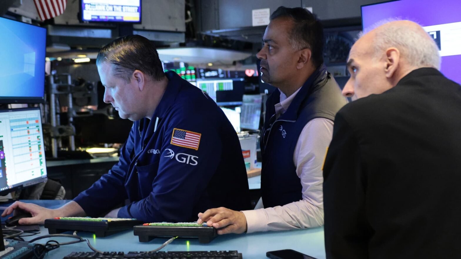 dow-futures-jump-400-points-as-oil-tumbles-on-hope-us.-iran-deal-is-close:-live-updates