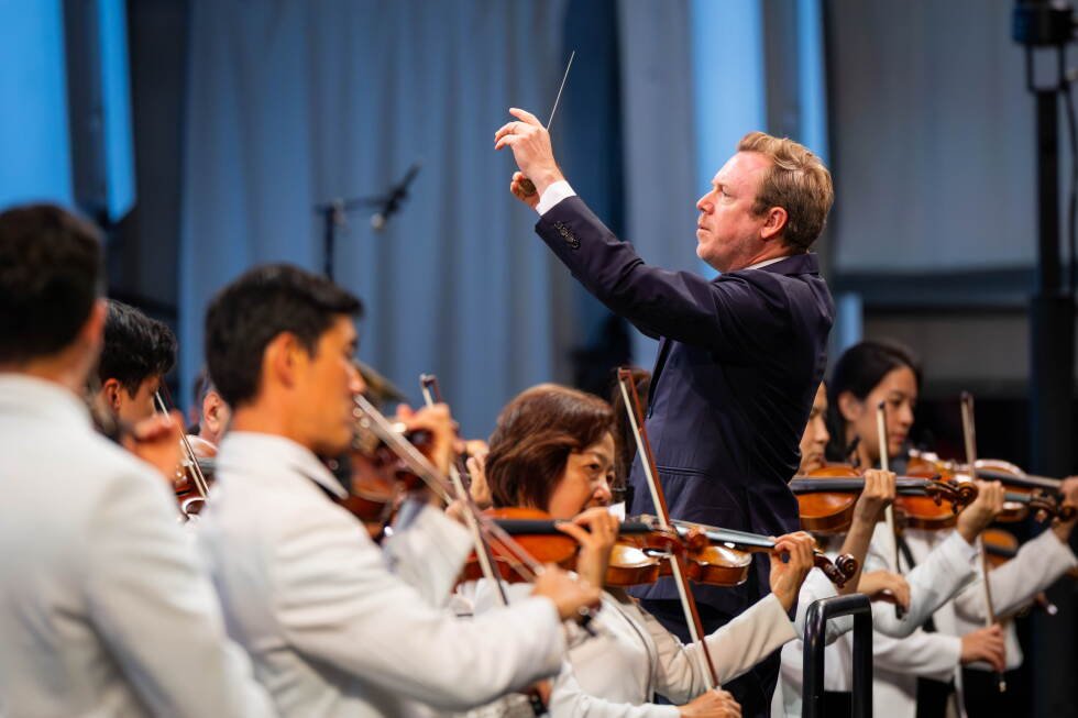 la-philharmonic-hires-daniel-harding-to-follow-dudamel-as-music-director