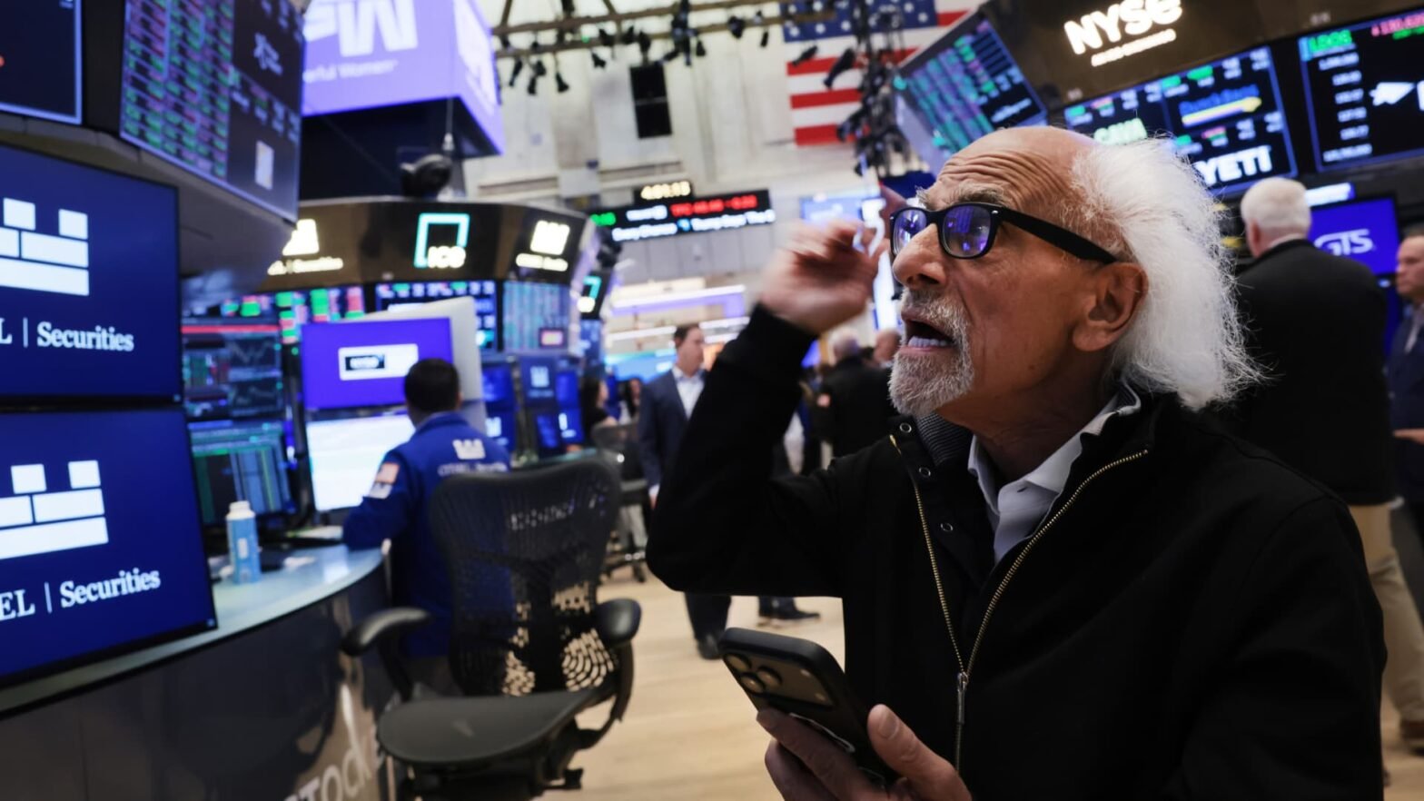 stock-futures-tick-higher-as-wall-street-awaits-key-april-inflation-reading:-live-updates