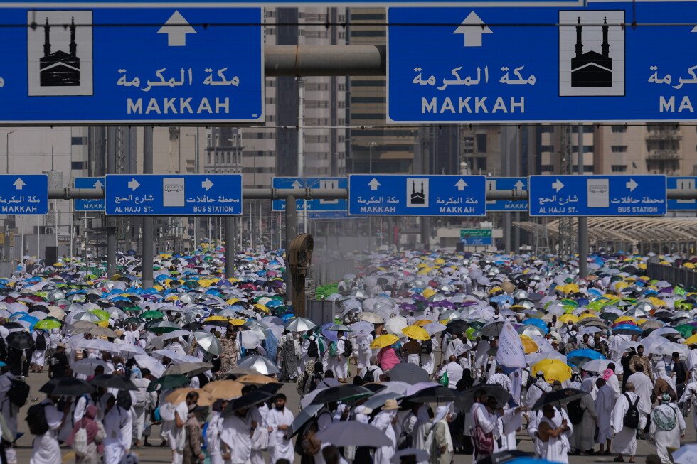 muslim-pilgrims-perform-hajj-rituals-as-eid-al-adha-celebrations-start