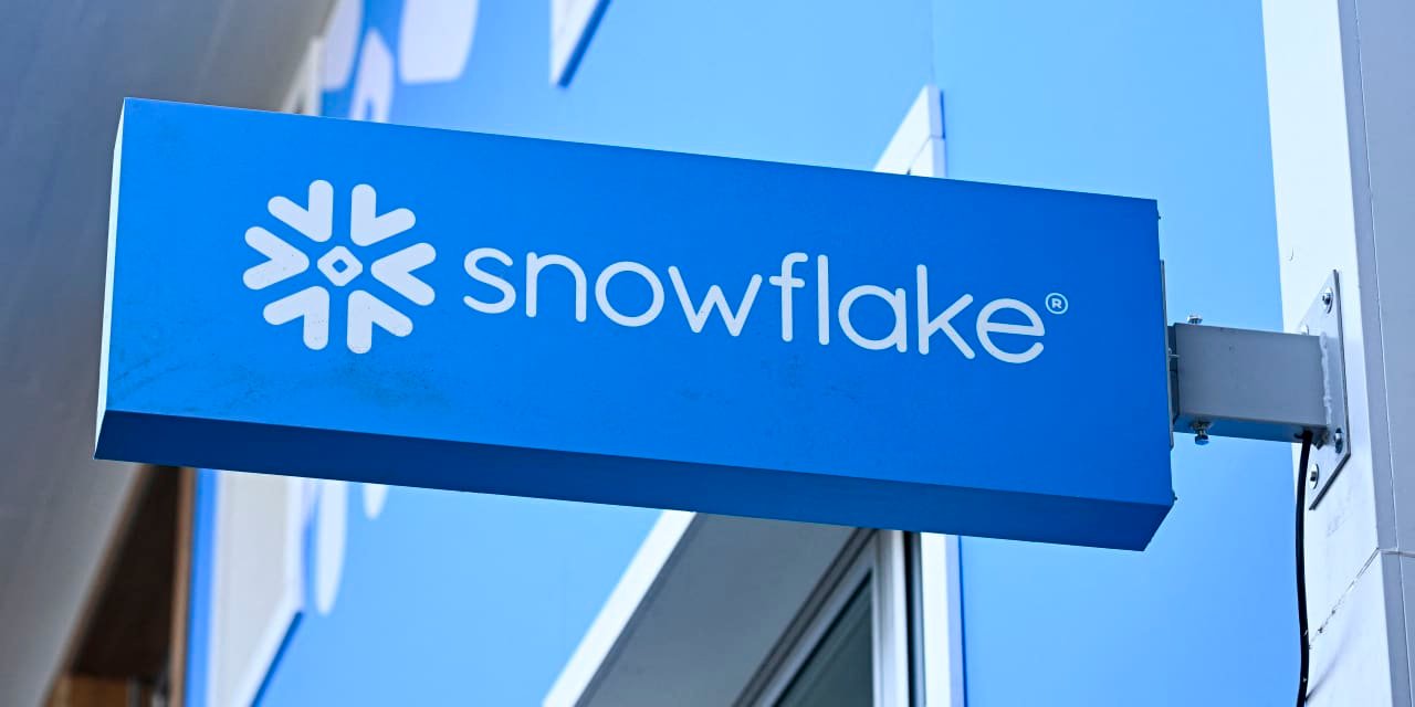 ai-has-caused-a-software-winter-for-markets-snowflake’s-success-won’t-end-it.