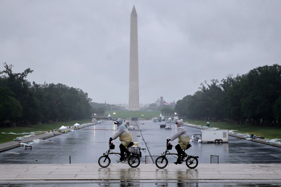 fact-focus:-obama-and-biden-didn’t-pay-millions-to-fix-reflecting-pool
